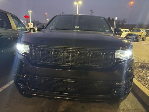 2022 Jeep Wagoneer Series I Obsidian 4x4