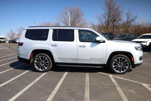 2022 Jeep Wagoneer Series II 4x4