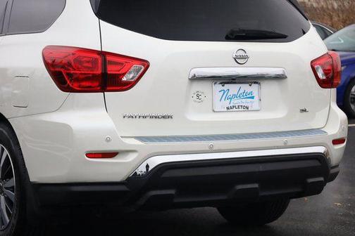 2020 Nissan Pathfinder SL 2WD