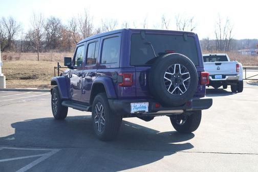 2026 Jeep Wrangler 4-Door Sahara 4x4
