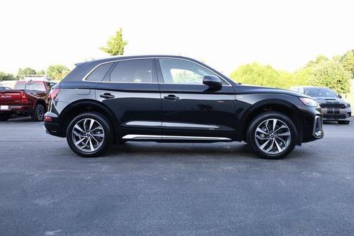 2023 Audi Q5 45 S line Premium Plus