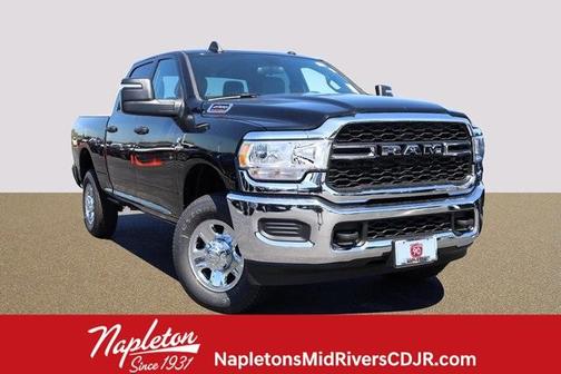 2024 RAM 2500 Tradesman Crew Cab 4x4 6'4' Box