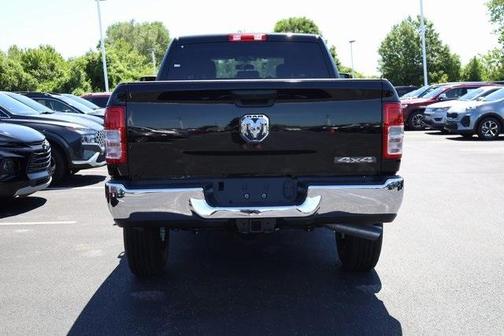 2024 RAM 2500 Tradesman Crew Cab 4x4 6'4' Box