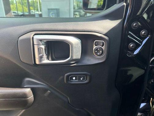 Black Clearcoat 2021 Jeep Wrangler Unlimited Sport