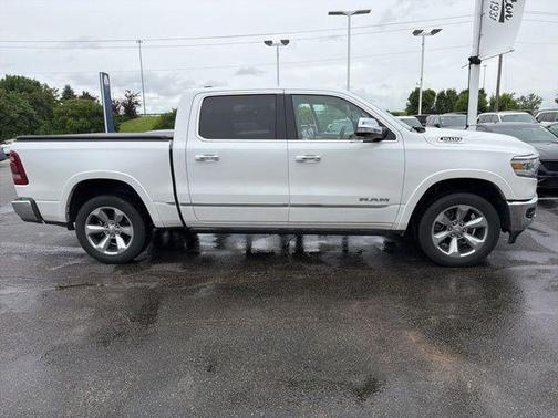 Ivory White Tri-Coat Pearlcoat 2020 RAM 1500 Limited