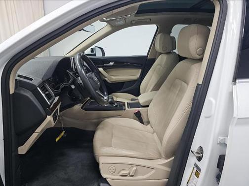 2019 Audi Q5 2.0T Premium Plus