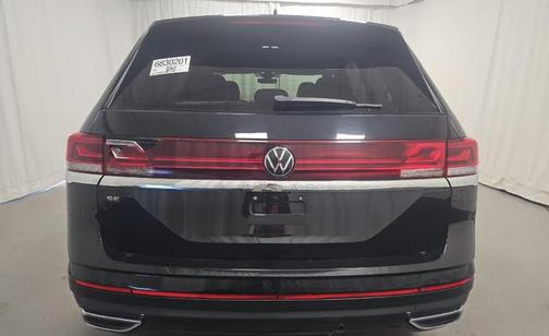 Deep Black 2024 Volkswagen Atlas 2.0T SE