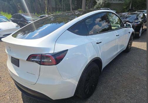 Pearl White Multi-Coat 2023 Tesla Model Y Long Range Dual Motor All-Wheel Drive