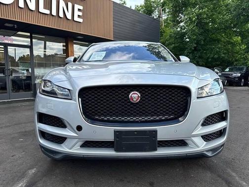 Silver 2017 Jaguar F-PACE 35t Prestige