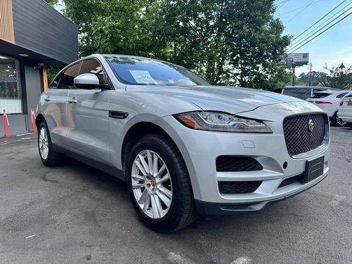 Silver 2017 Jaguar F-PACE 35t Prestige