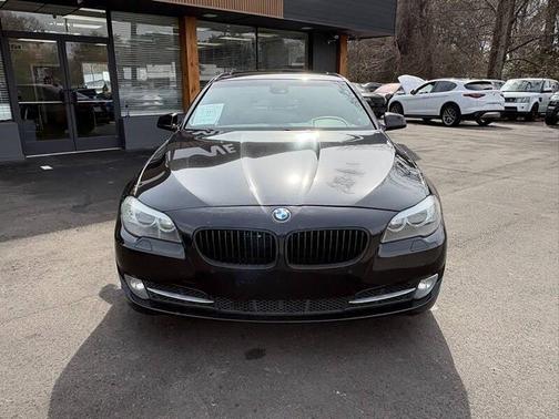 Black 2011 BMW 550 550i 4dr Sedan