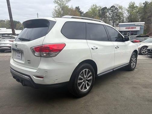 Moonlight White 2013 Nissan Pathfinder SV