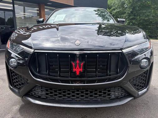 Nero Ribelle Mica 2019 Maserati Levante S GranSport