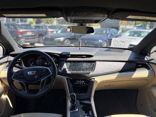 Gray 2017 Cadillac XT5 Base