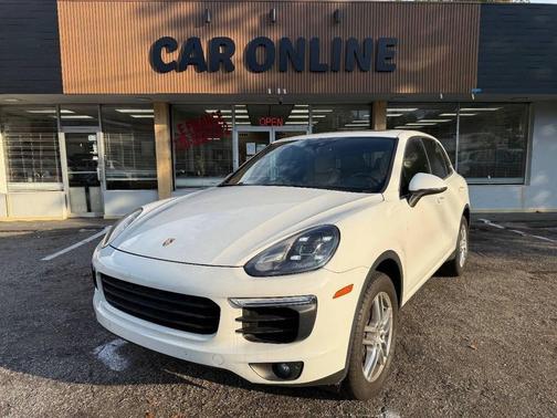 Carrara White Metallic 2016 Porsche Cayenne Cayenne