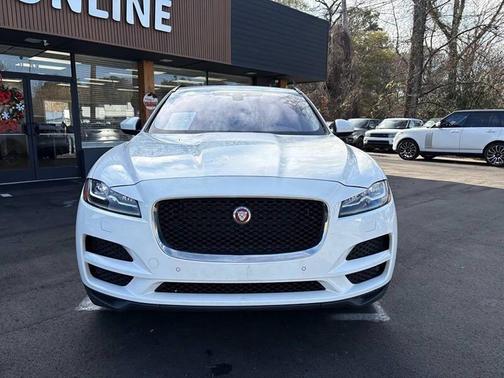 Polaris White 2017 Jaguar F-PACE 35t Prestige