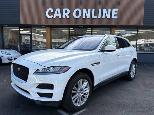 Polaris White 2017 Jaguar F-PACE 35t Prestige