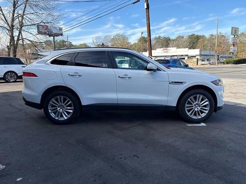 Polaris White 2017 Jaguar F-PACE 35t Prestige
