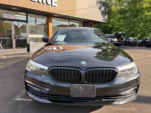 Black 2018 BMW 540 xDrive