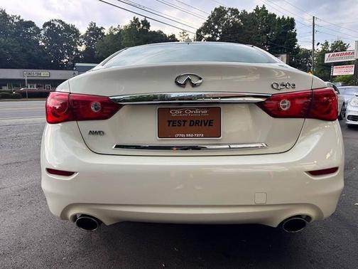 White 2015 INFINITI Q50 Base