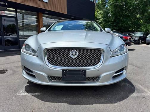 Liquid Silver 2011 Jaguar XJ L Supercharged