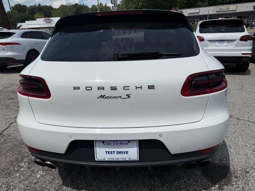 Agate Gray Metallic 2015 Porsche Macan Macan S