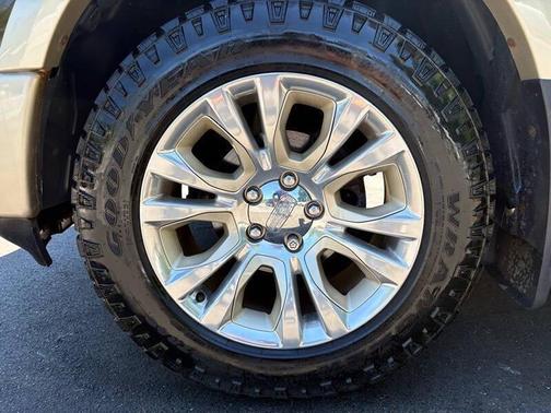 Black Gold Pearlcoat 2013 RAM 1500 Laramie Longhorn Edition