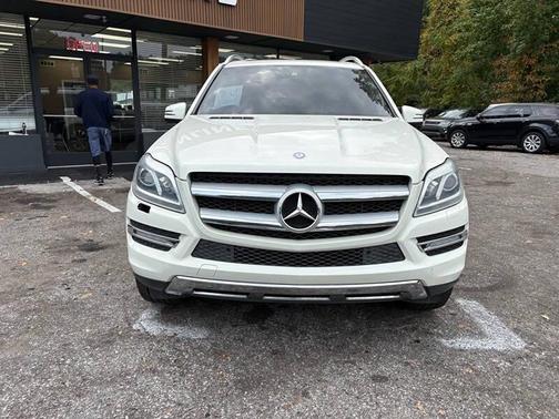 Arctic White 2013 Mercedes-Benz GL-Class 4MATIC