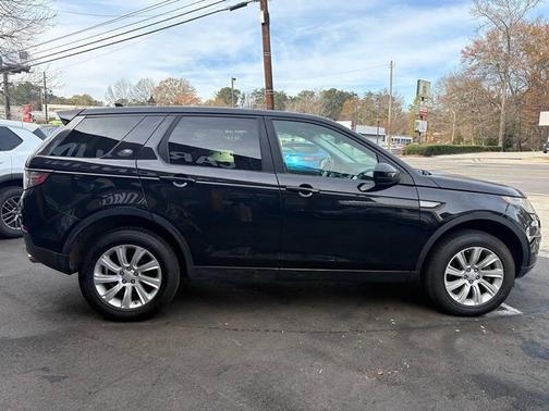 Santorini Black Metallic 2016 Land Rover Discovery Sport SE