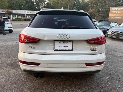 Cortina White 2018 Audi Q3 2.0T Premium Plus