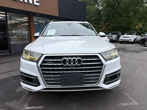 Glacier White Metallic 2017 Audi Q7 3.0T Premium