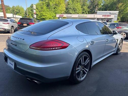Rhodium Silver Metallic 2014 Porsche Panamera 4S