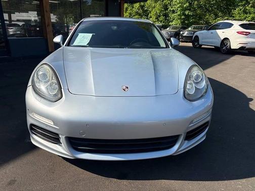 Rhodium Silver Metallic 2014 Porsche Panamera 4S