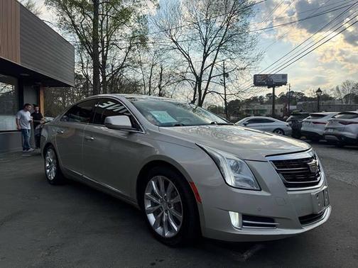 Radiant Silver Metallic 2016 Cadillac XTS Luxury