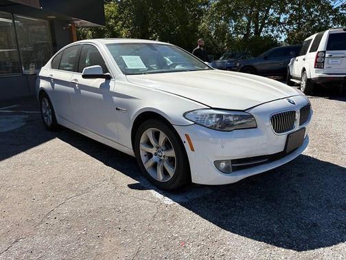 Alpine White 2013 BMW 528 xDrive
