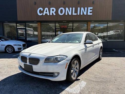 Alpine White 2013 BMW 528 xDrive