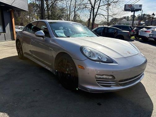 GT Silver Metallic 2011 Porsche Panamera 4