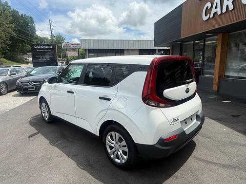 Snow White Pearl 2020 Kia Soul LX
