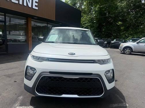 Snow White Pearl 2020 Kia Soul LX