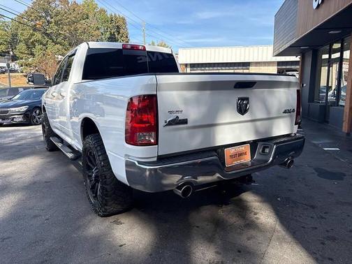 Bright White Clearcoat 2014 RAM 1500 SLT