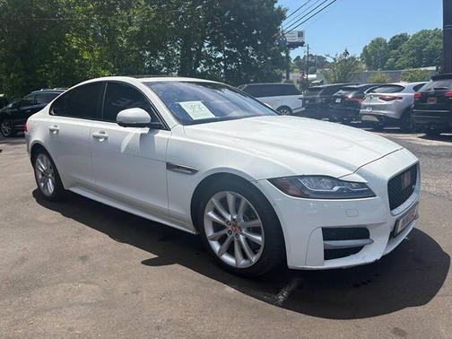 Polaris White 2017 Jaguar XF 35t R-Sport