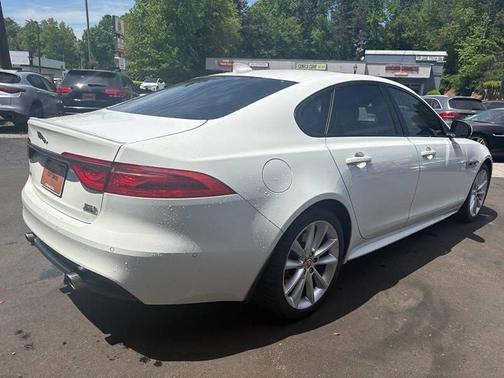 Polaris White 2017 Jaguar XF 35t R-Sport