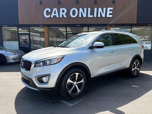 Sparkling Silver 2016 Kia Sorento EX