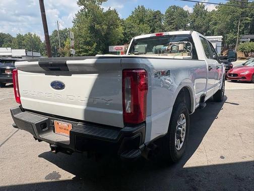 Oxford White 2021 Ford F-250 Lariat