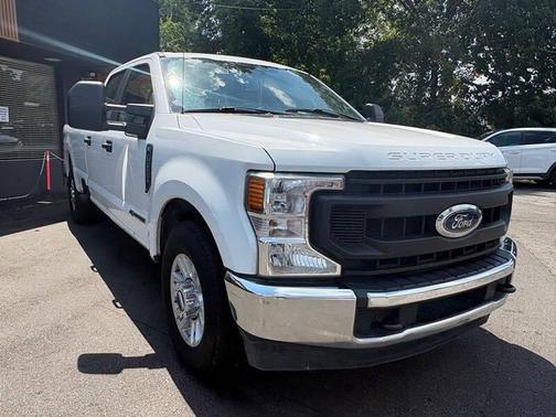 Oxford White 2021 Ford F-250 Lariat