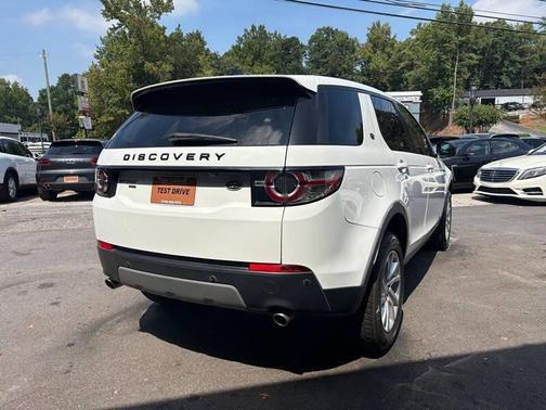 Yulong White Metallic 2018 Land Rover Discovery Sport HSE
