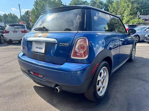 Blue 2013 MINI Hardtop Cooper