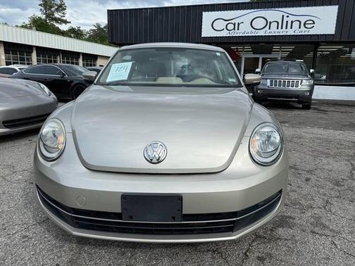 Moonrock Silver Metallic 2013 Volkswagen Beetle 2.0L TDI
