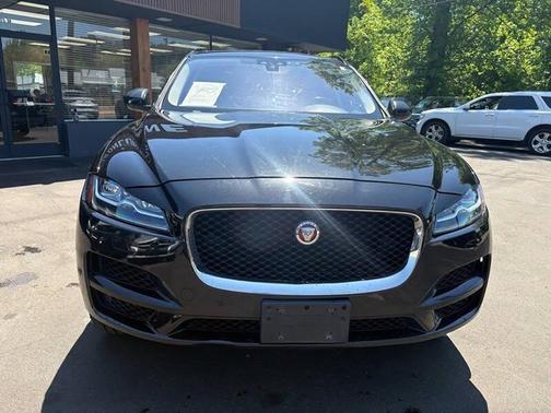 Black 2018 Jaguar F-PACE 25t Prestige