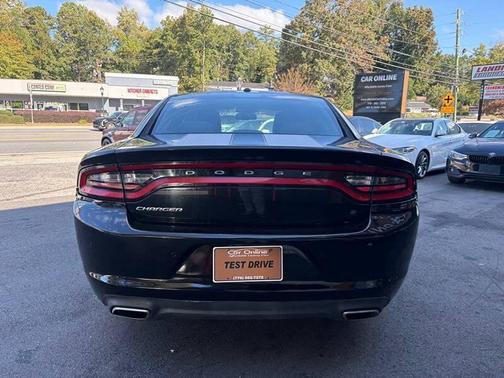 Pitch Black 2015 Dodge Charger SE